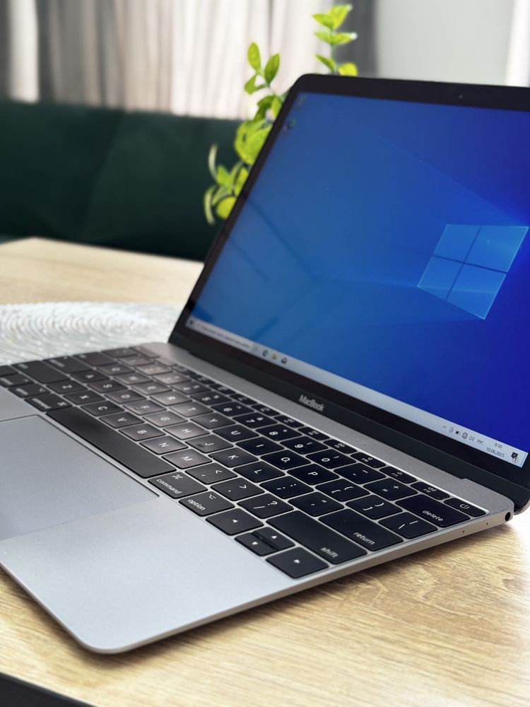 Macbook 2017 Sotiladi