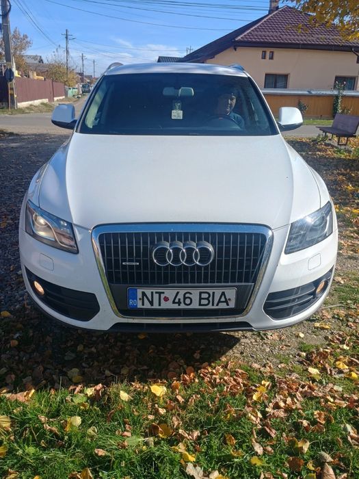 Vând Audi Q5 motor 2 diesel