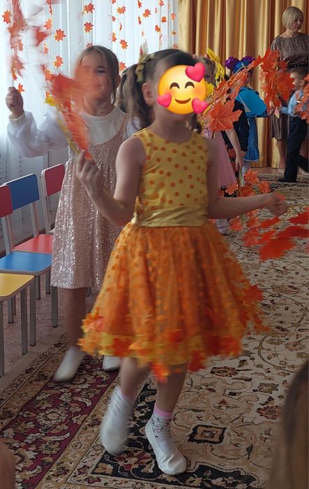 Платье для девочки 5-6 лет
