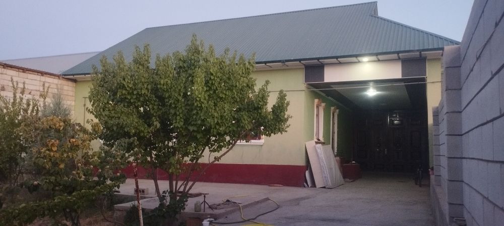Фарход савхозда ЯНГИ йўлда ҳовли сотилади дўстлик маркетдан етгандан