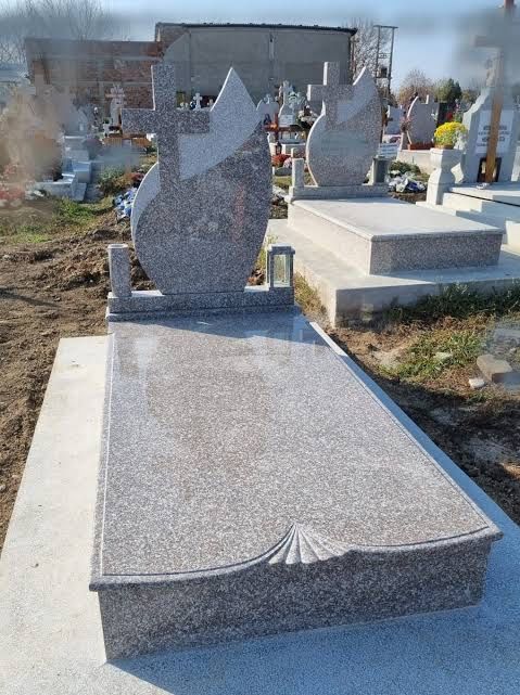 Morminte si scari din granit sau marmura