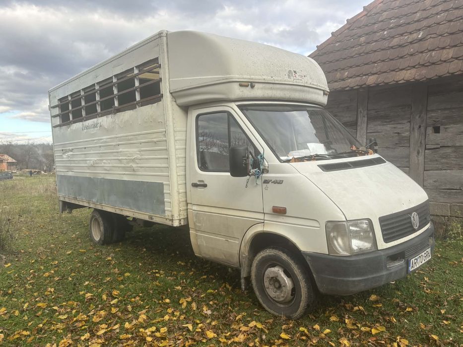 Vand camioneta transport animale