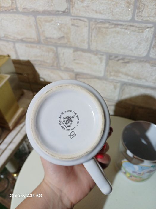 Порцеланови чаши