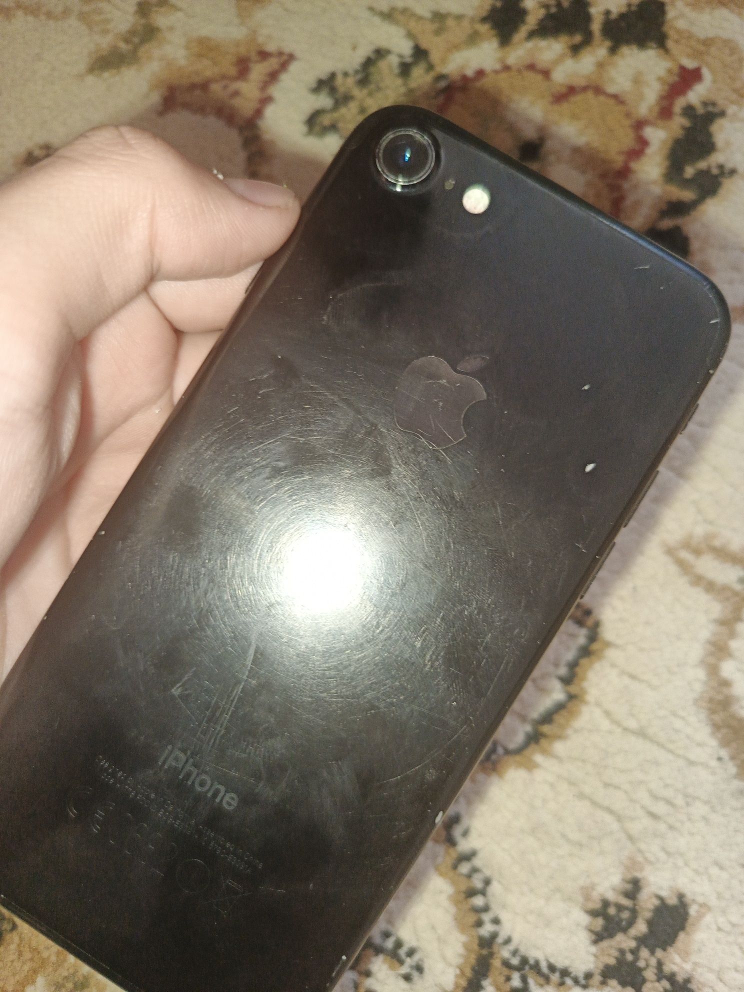 iPhone 7 с коробкой