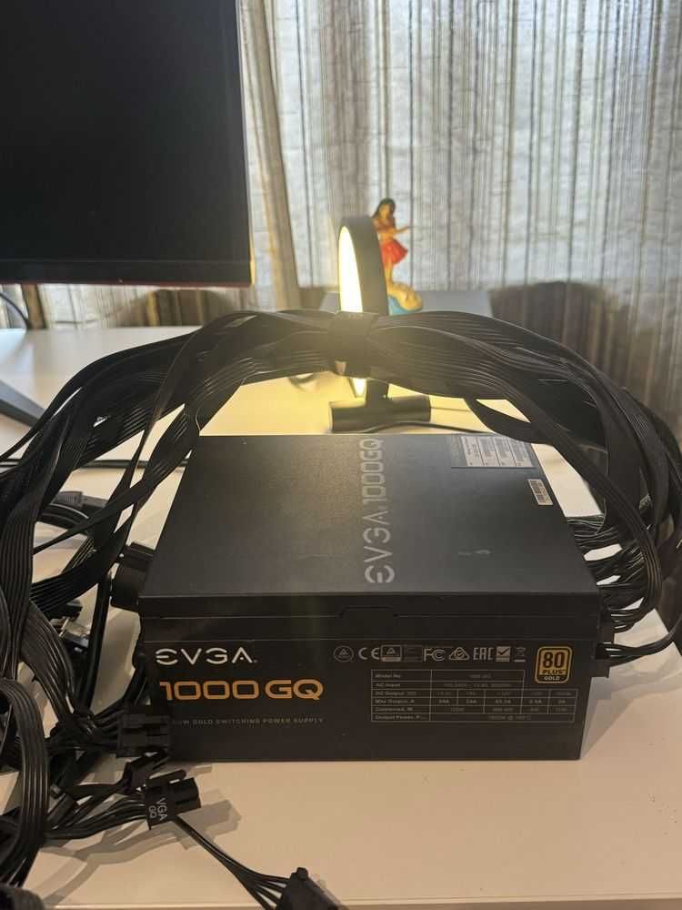 Модулно захранване EVGA 1000GQ