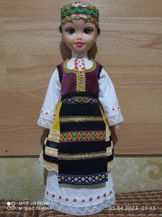 Сувенирна кукла Ивана