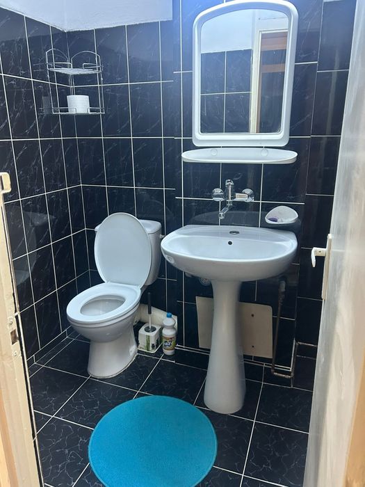 3 decomandate ,CORNITOIU/centrala/2 balcoane/2bai