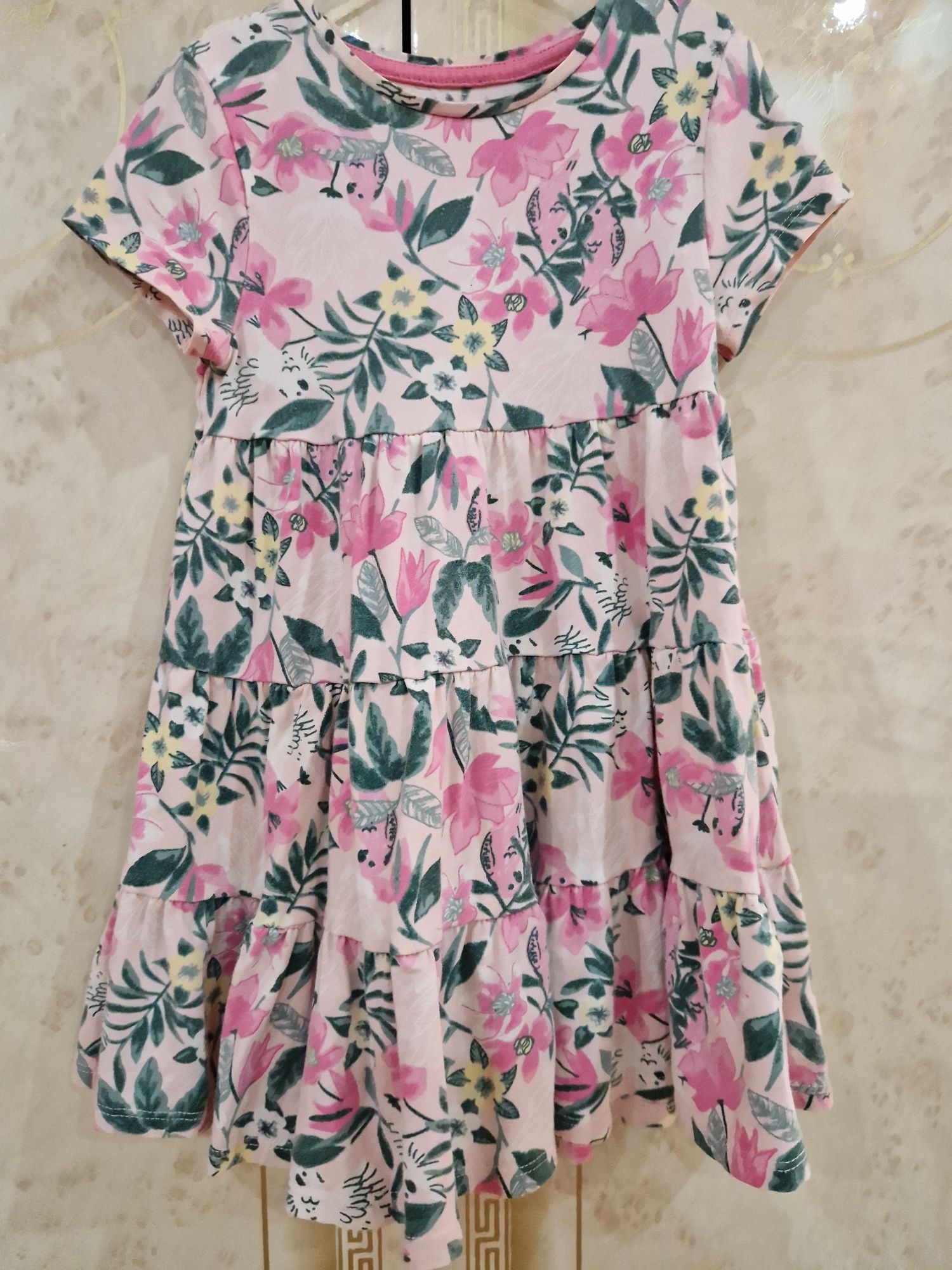 Rochie superba 4-5 ani