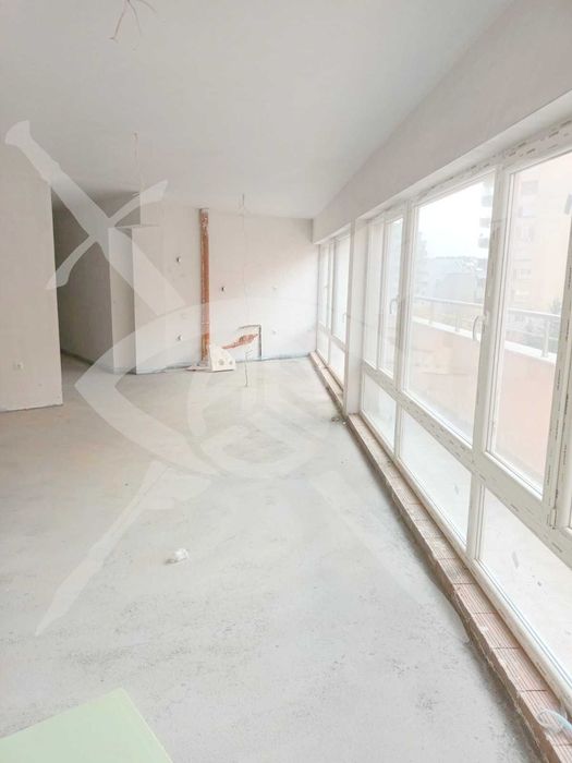 Продава се Тристаен апартамент в Пловдив, Южен - 80 кв.м за 1188 €/кв.м - Снимка #2