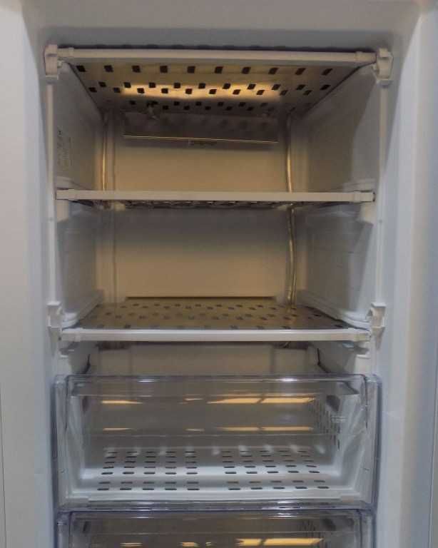 Фризер Beko FS127940N b100 код 4062