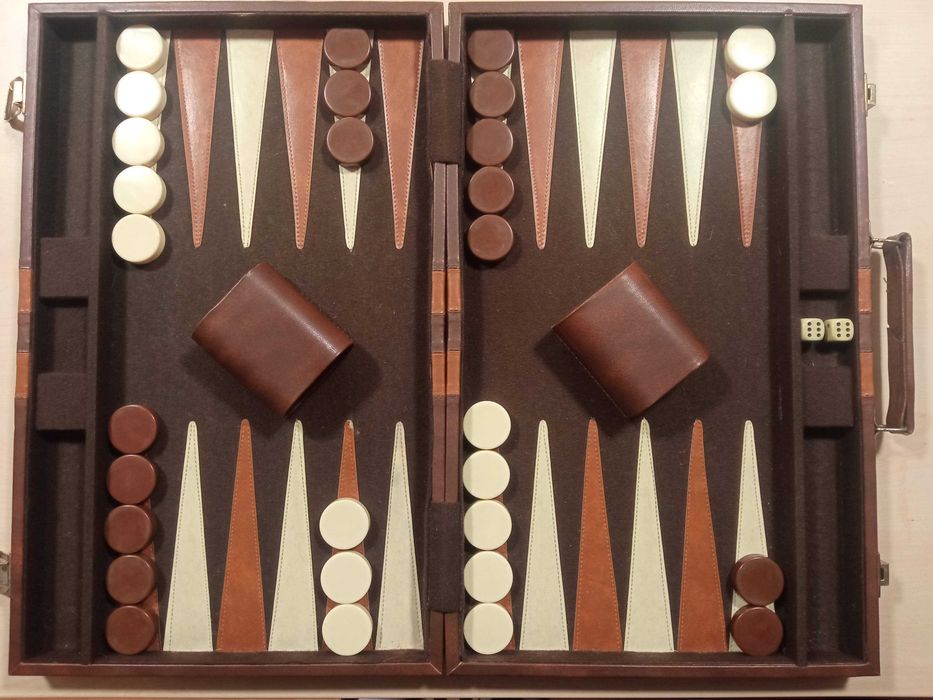 Joc de table / backgammon