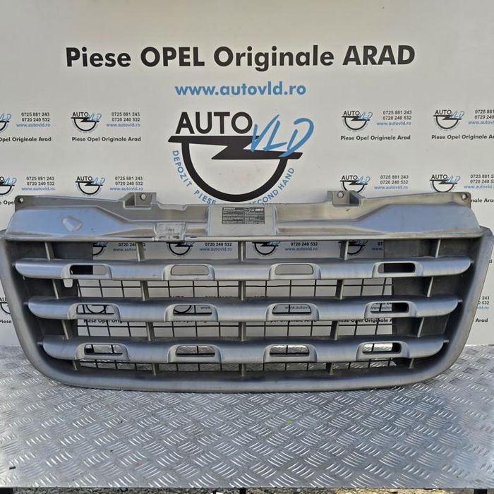 Grila centrala radiator Opel Movano B