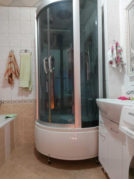 Душевая кабина Luxe