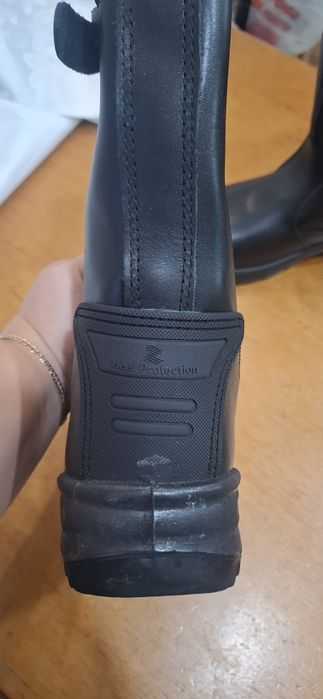 Спец обувь ,рабочие