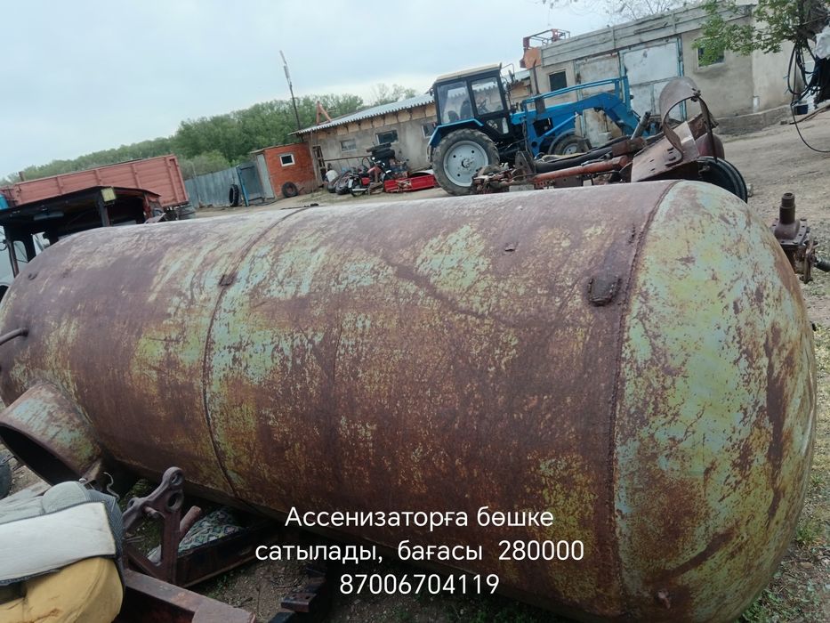 Ассенизатор бочка