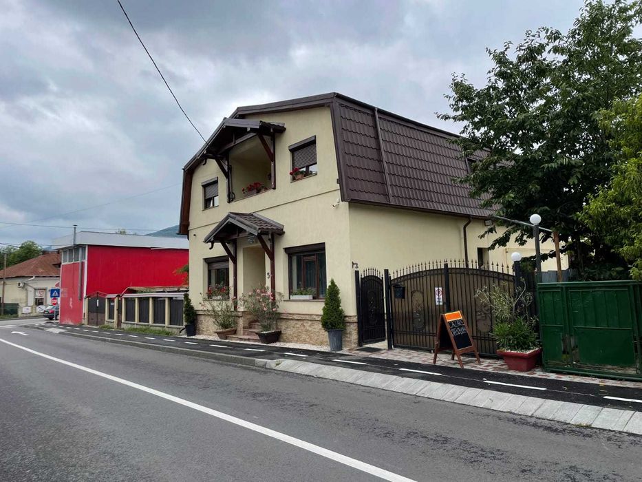 Cazare Pensiunea Mihaita