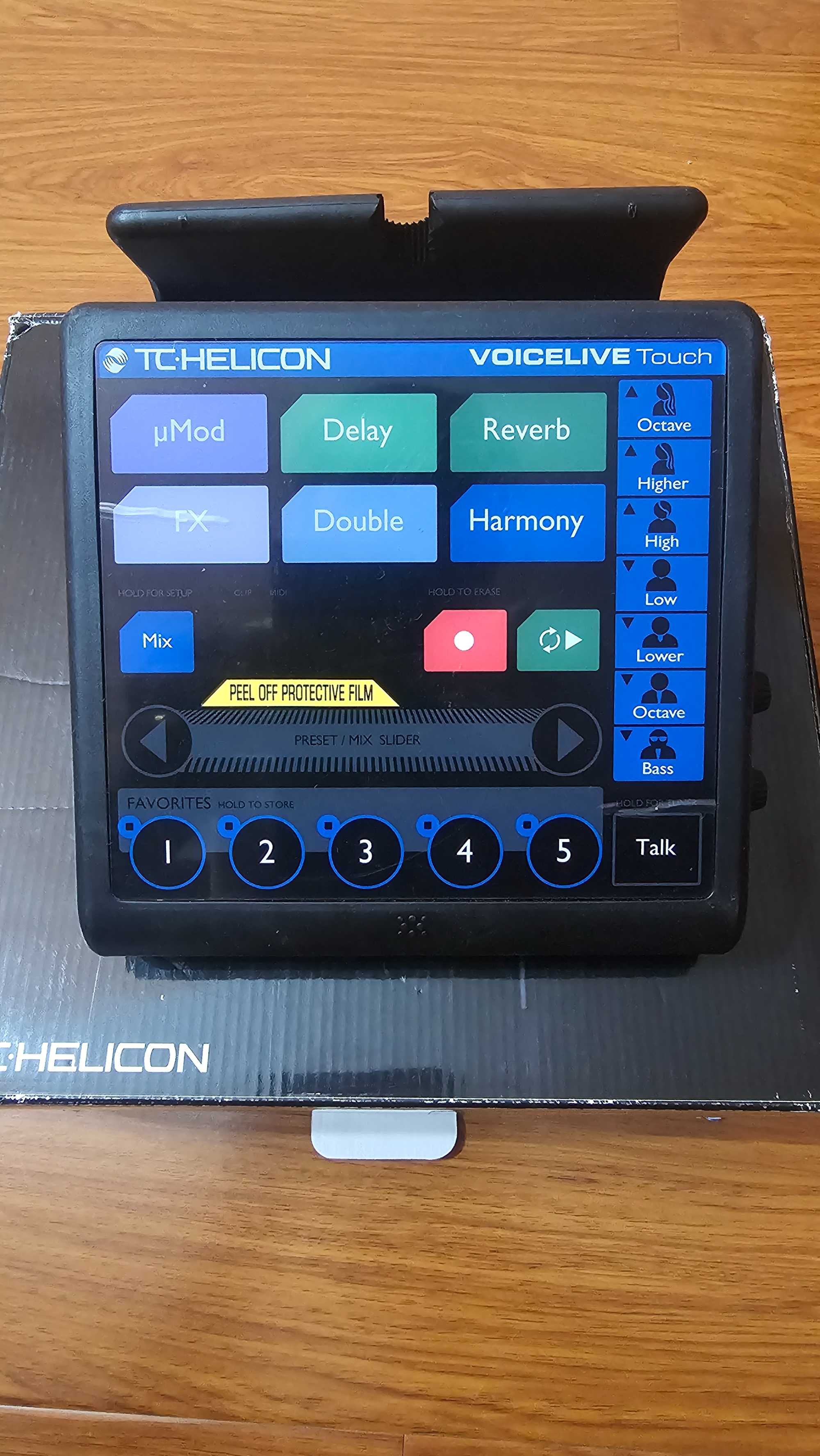 Vand Procesor pentru voce - TC Helicon VoiceLive Touch