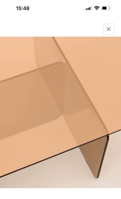 Стъклена холна маса “Zaren” от Kave Home