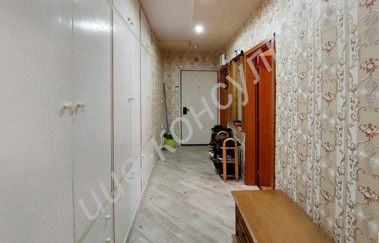 Продава се Тристаен апартамент в Велико Търново, Колю Фичето - 80 кв.м за 1632 €/кв.м - Снимка #4