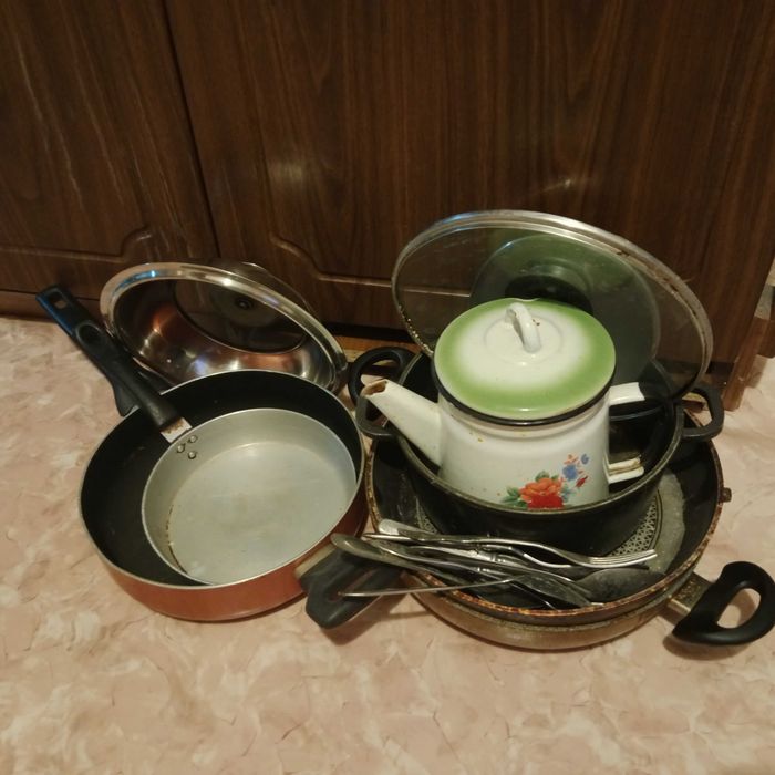 Отдам даром посуду