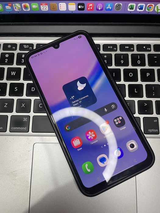 Телефон Samsung A15