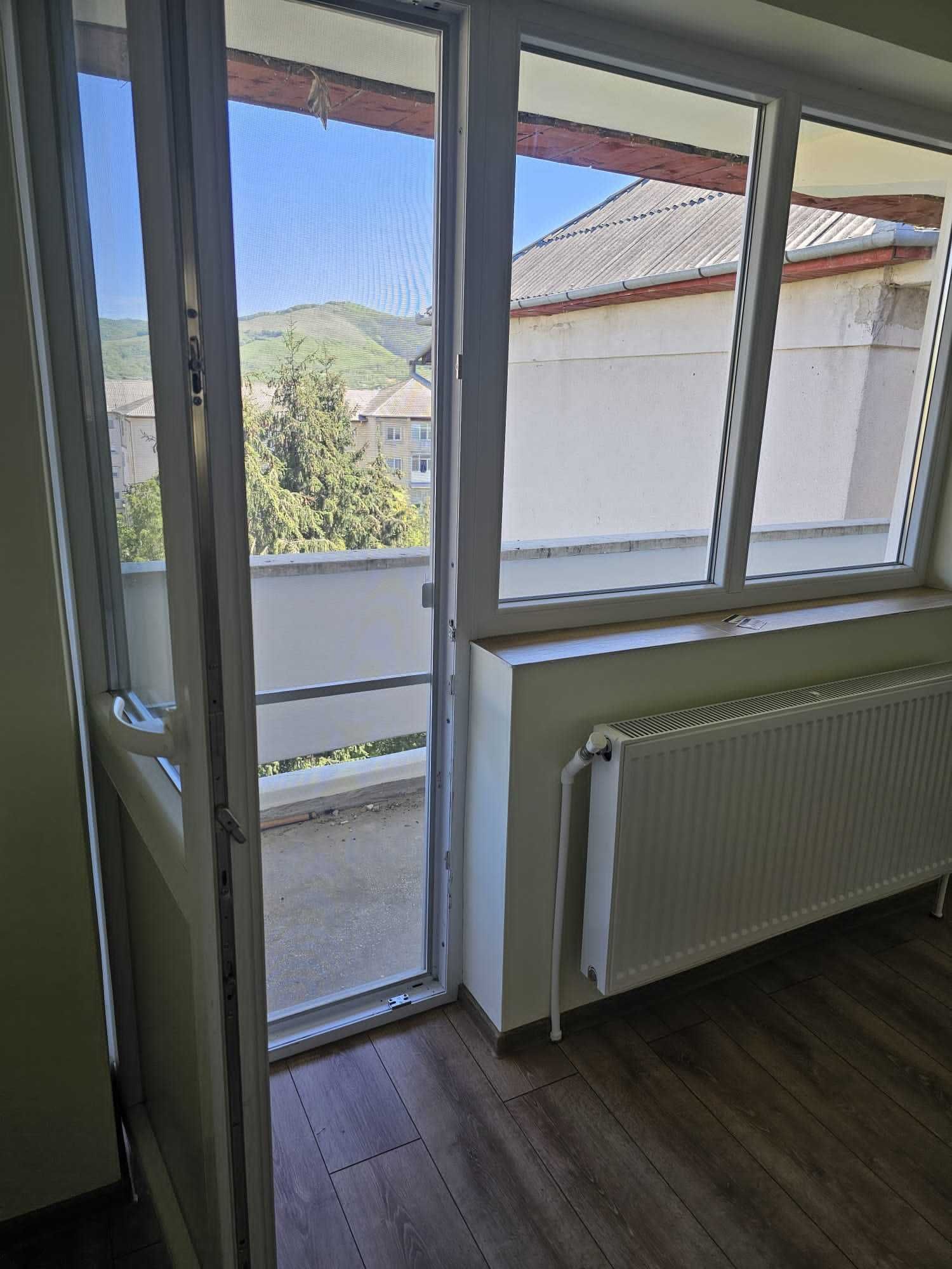 Apartament 3 camere in foste proprietati-confort sporit
