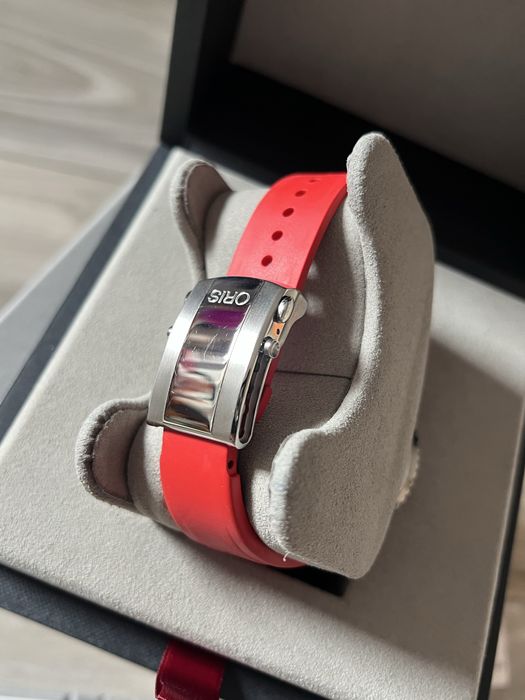 Оригинален мъжки часовник Oris Aquis Date Relief 43.5mm