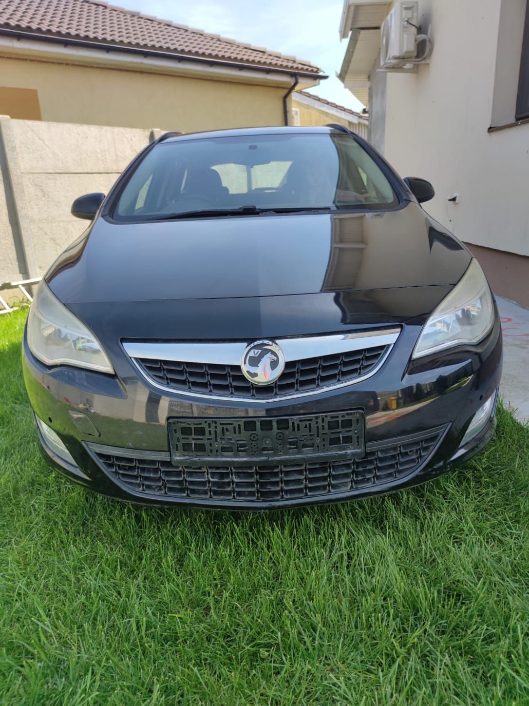 Dezmembrez Opel Astra J 1.7 A17DTR Euro 5