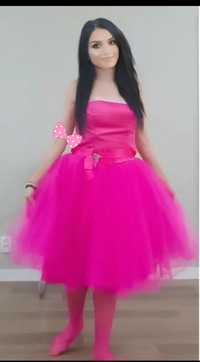 Розовое роскошное платье Прокат