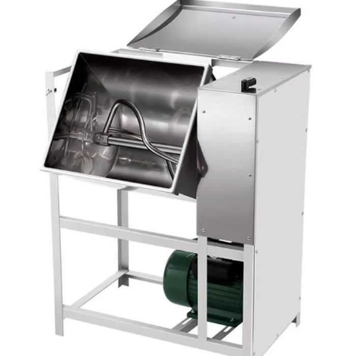 Електрическа машина за месена на кайма и тесто 15кг 2200