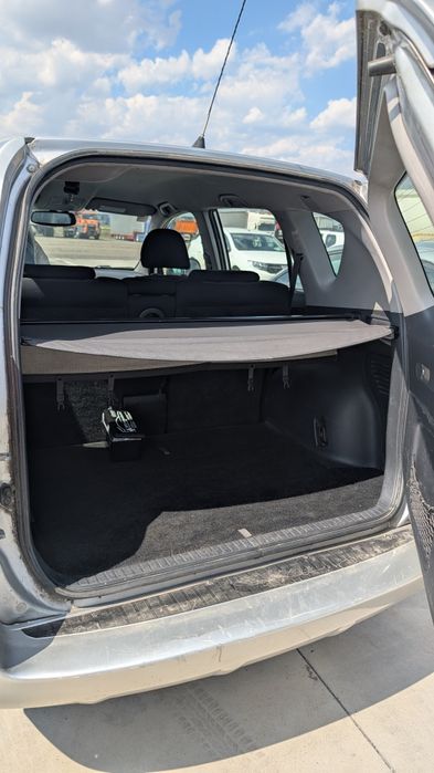 Toyota RAV4 2.2 D-4D 2008 – De vânzare

Vând Toyota RAV4, motor 2.2 D-