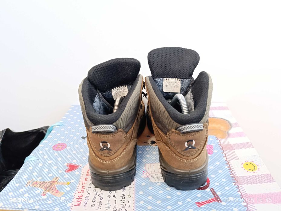 Lowa Renegade Mid GORE-TEX''оригинални туристически боти 39 номер