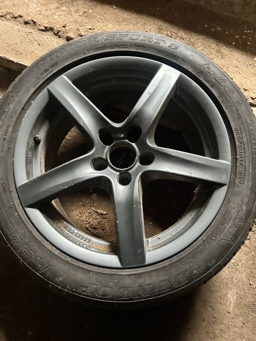 Vând /schimb 2 perechi  jante R17