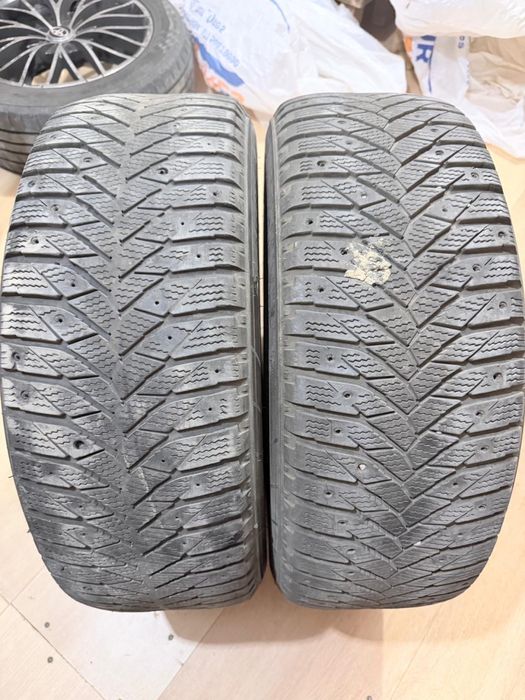 Покрышки зимние  215/60 16 липучка
