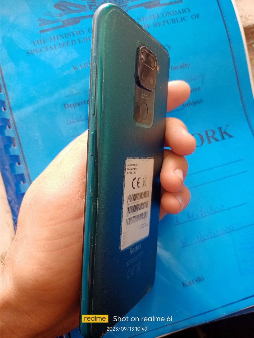 Redmi Note 9.  4+2+128 gb xotira