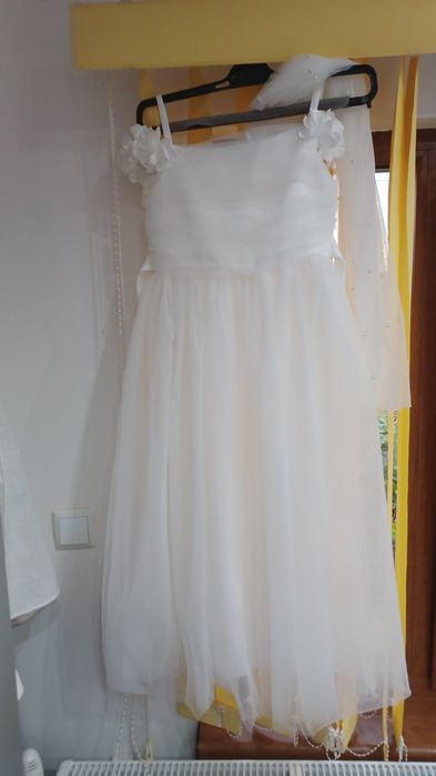 Детски рокли за 8-9 г и за 1 год