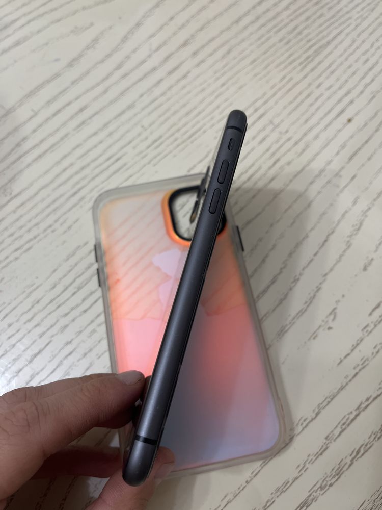 Iphone 11. 128gb
