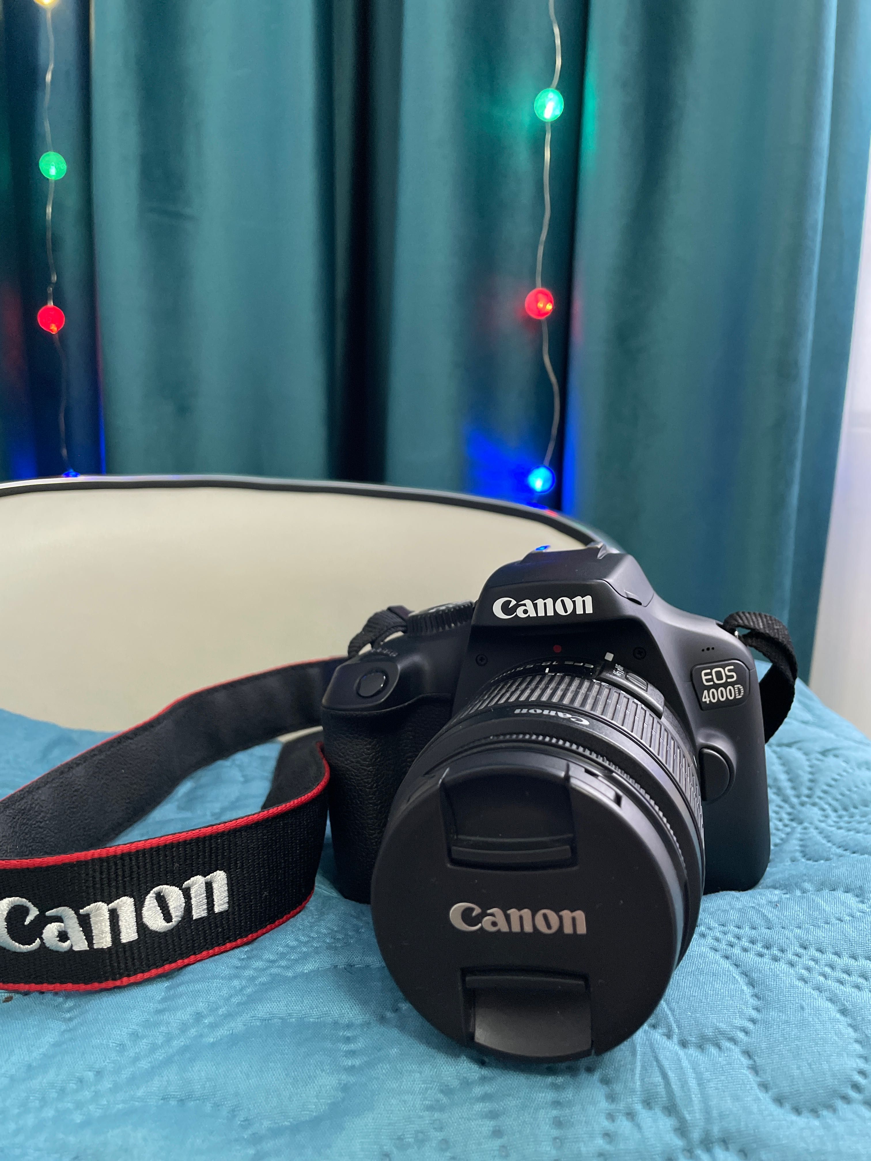 Canon EOS 4000D + Obiectiv 18-55 mm + Trepied