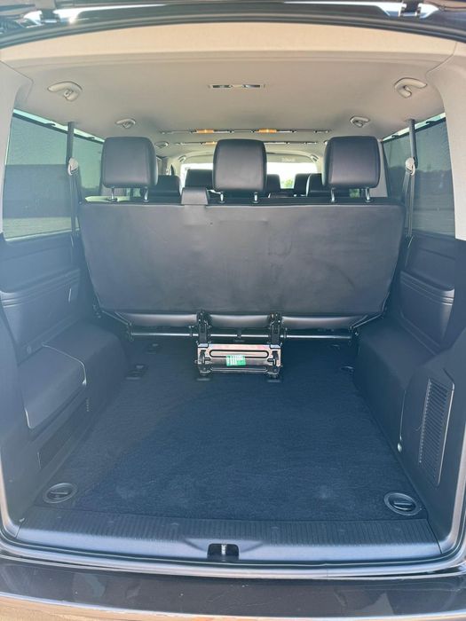 vând wolkswagen caravelle t6