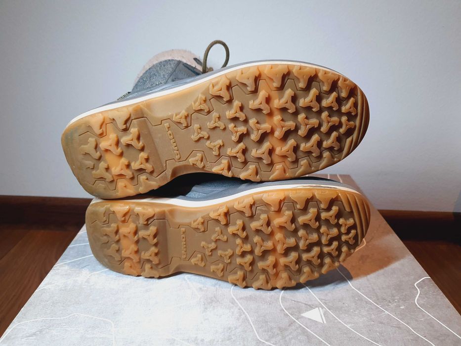 Ghete de zapada Lowa Barina III GTX, marimea 37