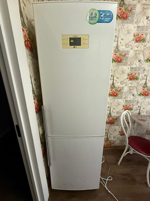 LG no frost  холодильник