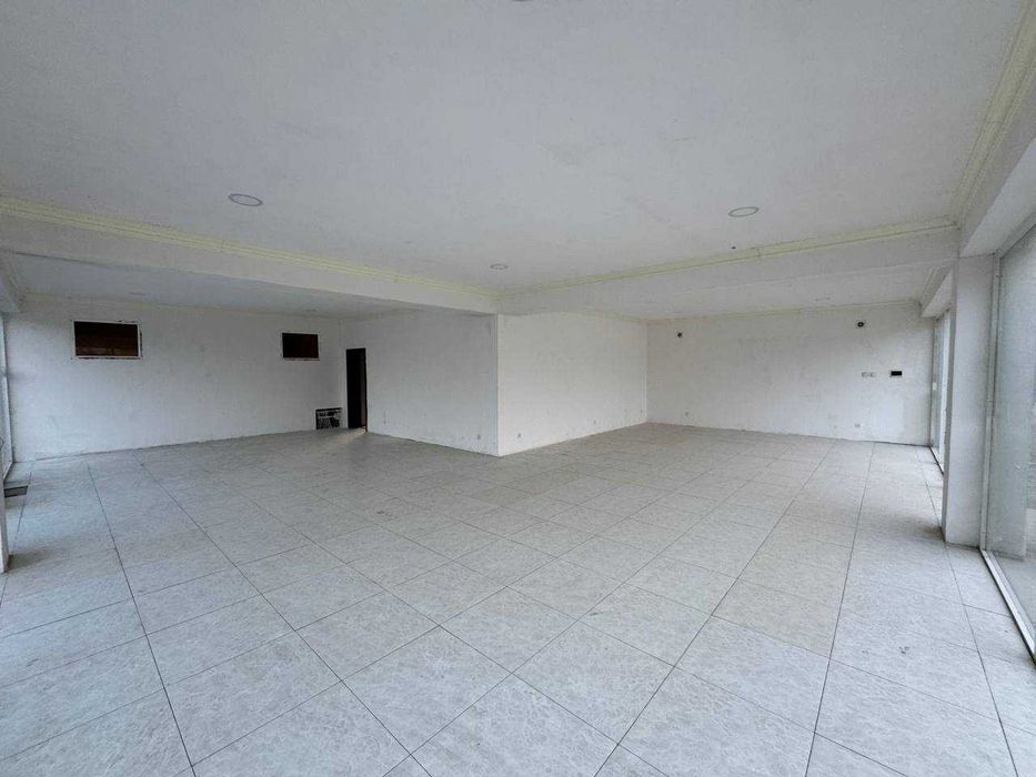 Продается коммерческое помещение 6 соток Бектемирский район