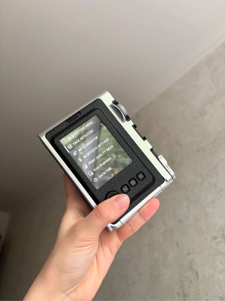 Камера Instax evo mini