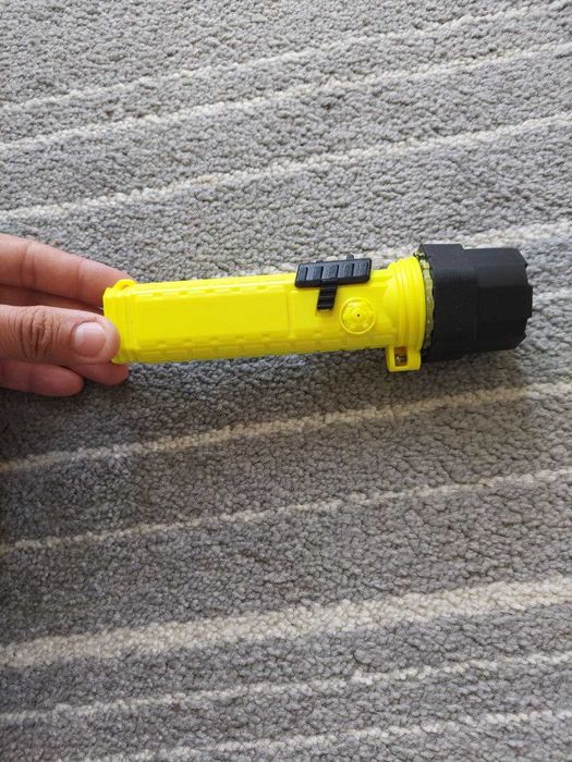 Взривозащитен ръчен фенер PRO