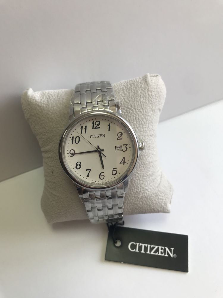 Мужские наручные часы Citizen серебристые