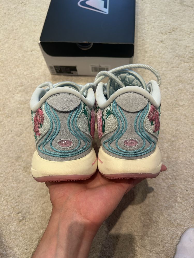 Lebron 21/XXI Premium Grandma’s Couch marimea 45