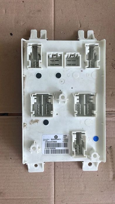 Calculator confort Maserati Ghibli Quattroporte 68226670AA