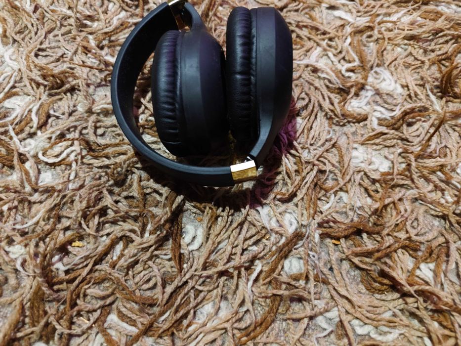 Bluetooth слушалки PowerLocus