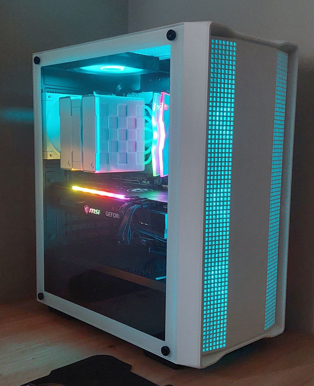 Геймърски компютър с ГАРАНЦИЯ – i5 13400F / RTX 3060 Ti / 16GB RAM
