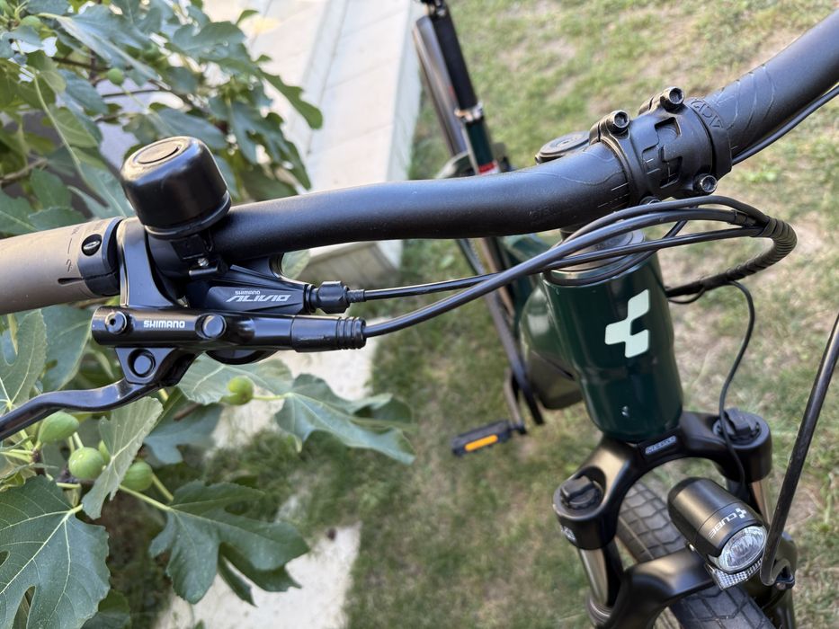 Bicicleta electrica CUBE Touring Hybrid One 625